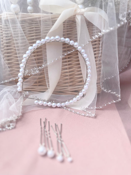 Pearl hair pins